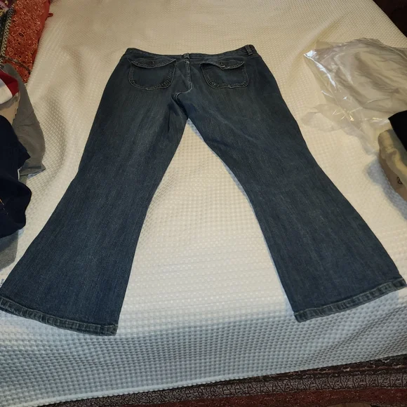 LEE COMFORT WAISTBAND EUC WOMEN'S SIZE 16 P DENIM BLUE JEANS - Picture 6 of 7
